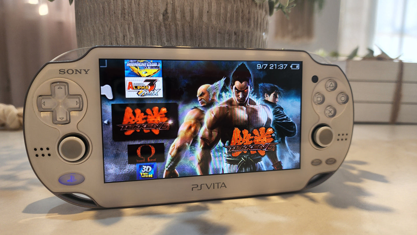 PS Vita + 11,500 Juegos