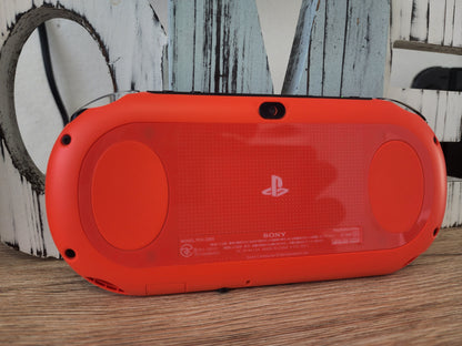 PS Vita + 11,500 Juegos