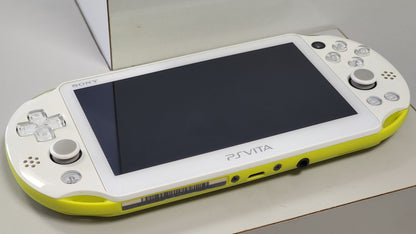 PS Vita + 11,500 Juegos
